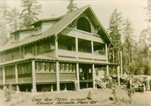 Lake View Hotel - on the road to Mount Rainier