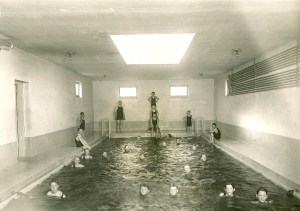 Eatonville was one of the rare schools to have a pool in 1915