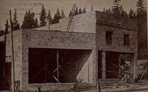 1916 - Hearn Jeweler