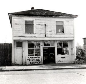 Kneip's Trucking ca. 1952