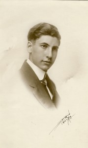 Lloyd Sachs Lloyd Sachs