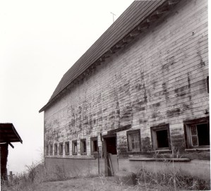 Henricksen barn โ side profile Henricksen barn โ side profile