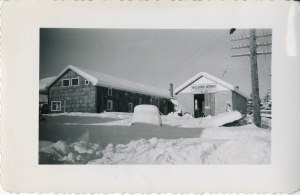 Eatonville Welding works in a snow storm